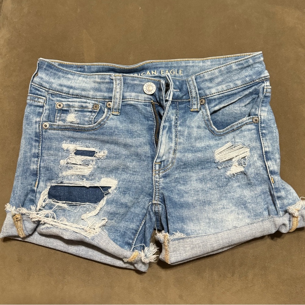 AMERICAN EAGLE SHORTS!! Size 4